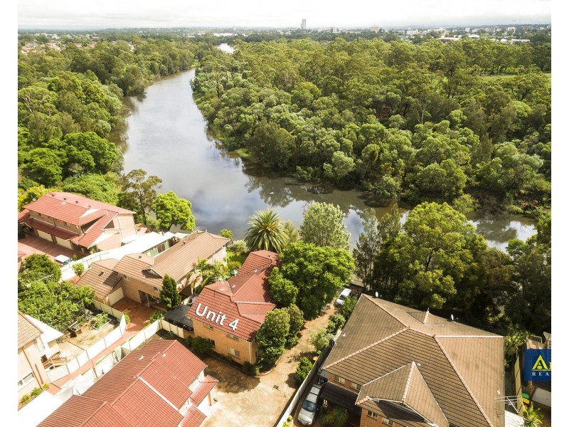 4/163 Epsom Road, Chipping Norton NSW 2170