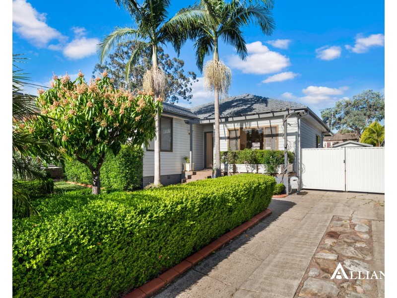 77 Hinemoa Street, Panania NSW 2213