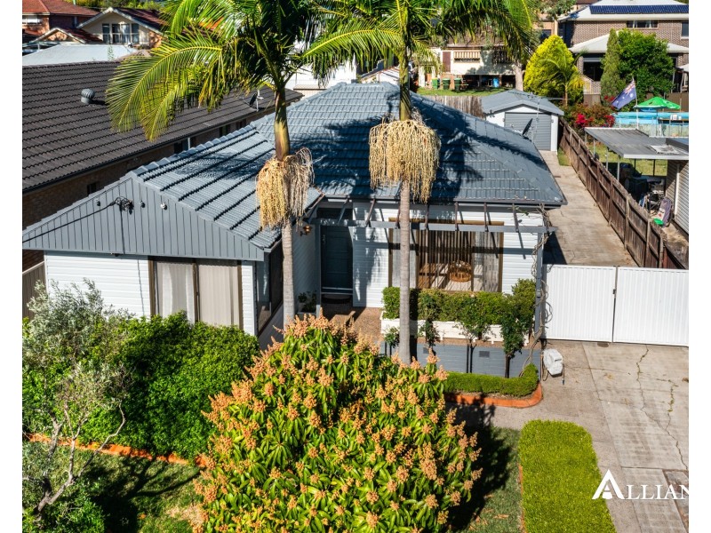 77 Hinemoa Street, Panania NSW 2213