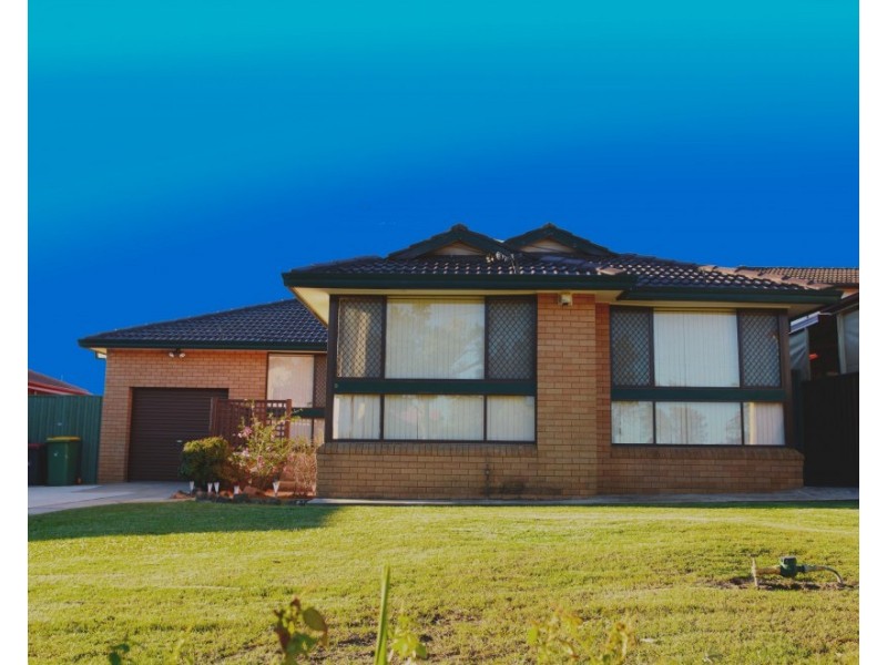 9 Lone Pine Avenue, Milperra NSW 2214