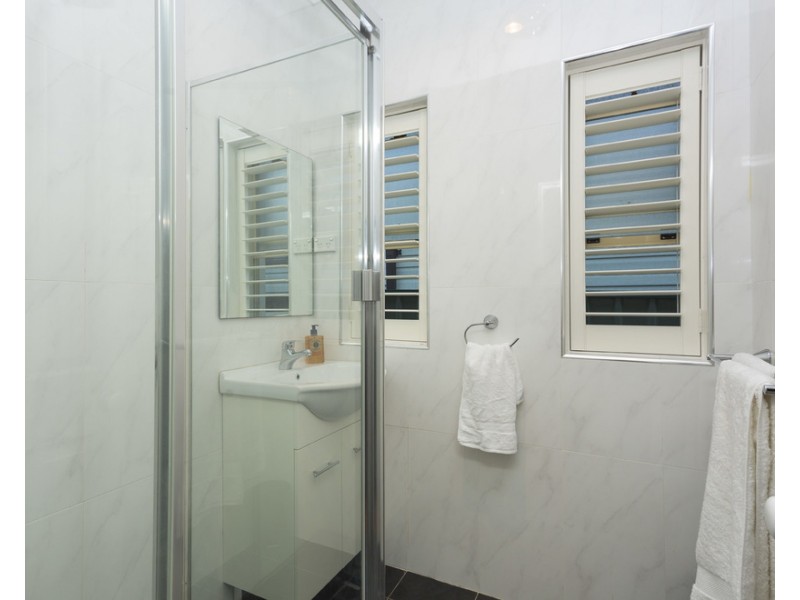 10 Hinemoa Street, Panania NSW 2213