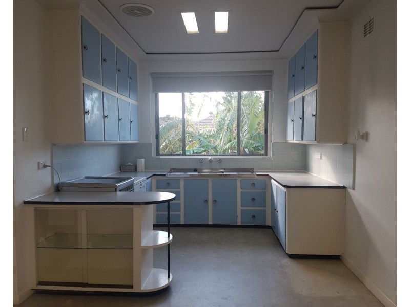 1 Lesley Avenue, Revesby NSW 2212