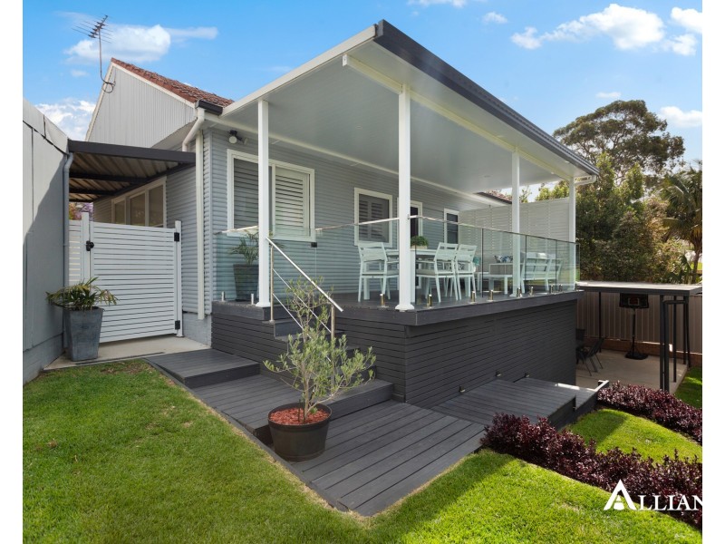 29 Stretham Avenue, Picnic Point NSW 2213