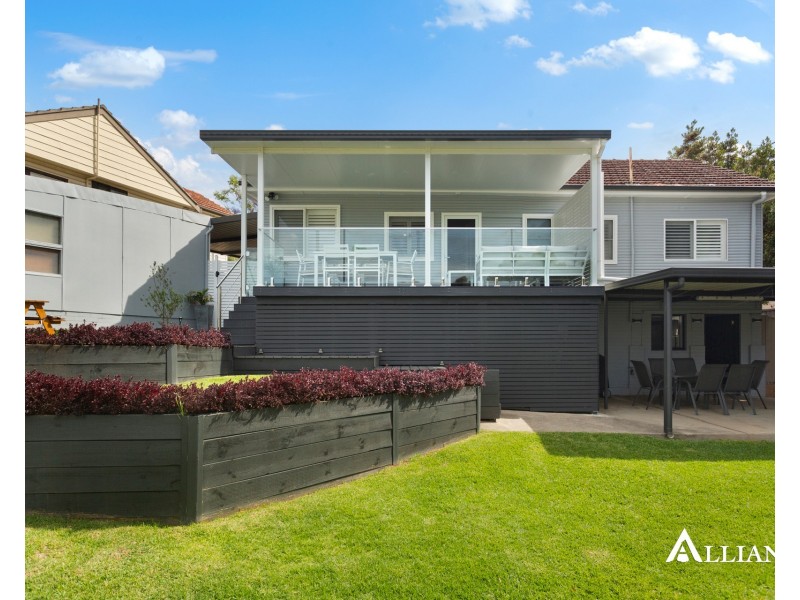 29 Stretham Avenue, Picnic Point NSW 2213