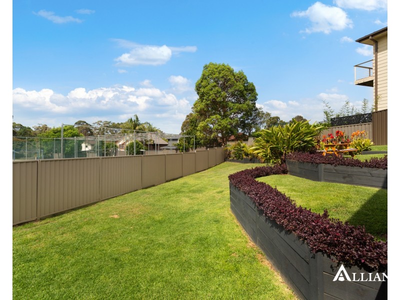 29 Stretham Avenue, Picnic Point NSW 2213