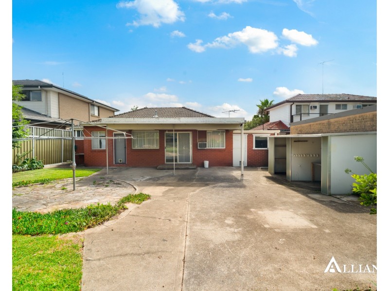 9 Drake Street, Panania NSW 2213