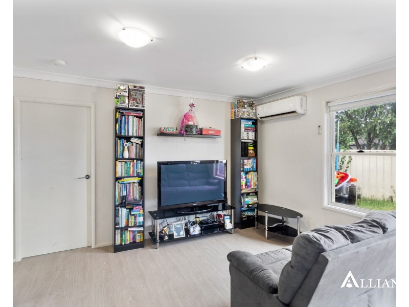 25 Willan Drive, Cartwright NSW 2168