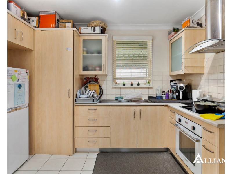 25 Willan Drive, Cartwright NSW 2168