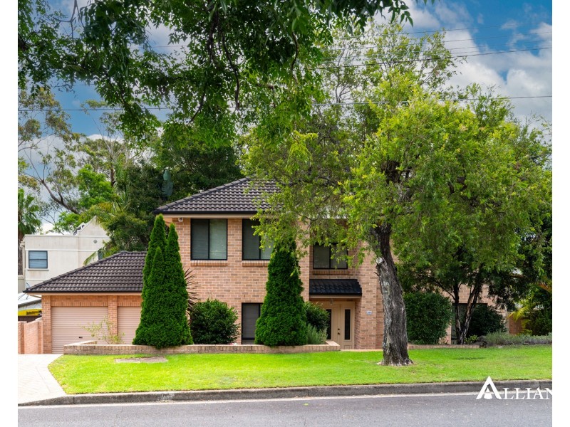 208 Lambeth Street, Picnic Point NSW 2213