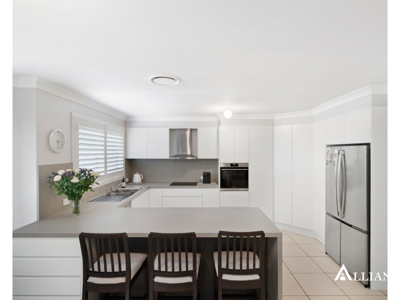 208 Lambeth Street, Picnic Point NSW 2213