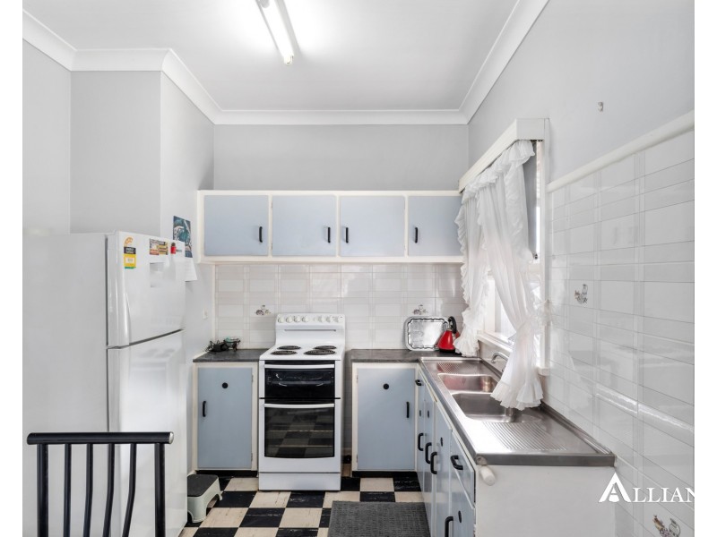 7 Toby Crescent, Panania NSW 2213