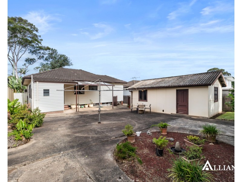 7 Toby Crescent, Panania NSW 2213