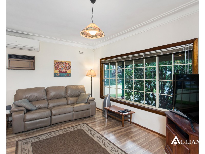 10 Ferndale Road, Revesby NSW 2212