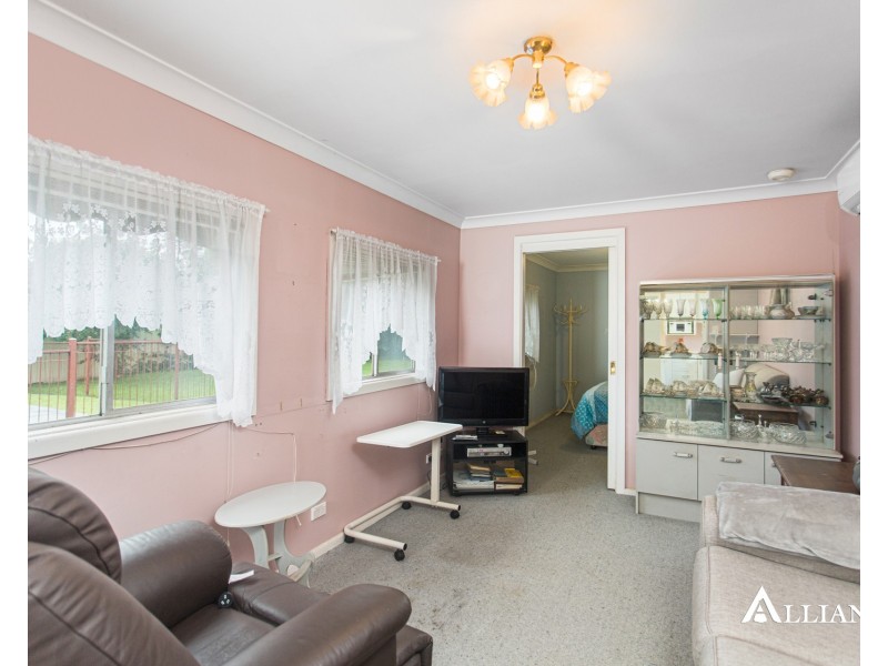 10 Ferndale Road, Revesby NSW 2212