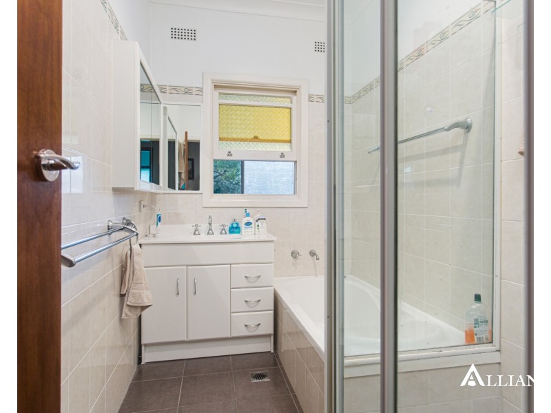 10 Ferndale Road, Revesby NSW 2212