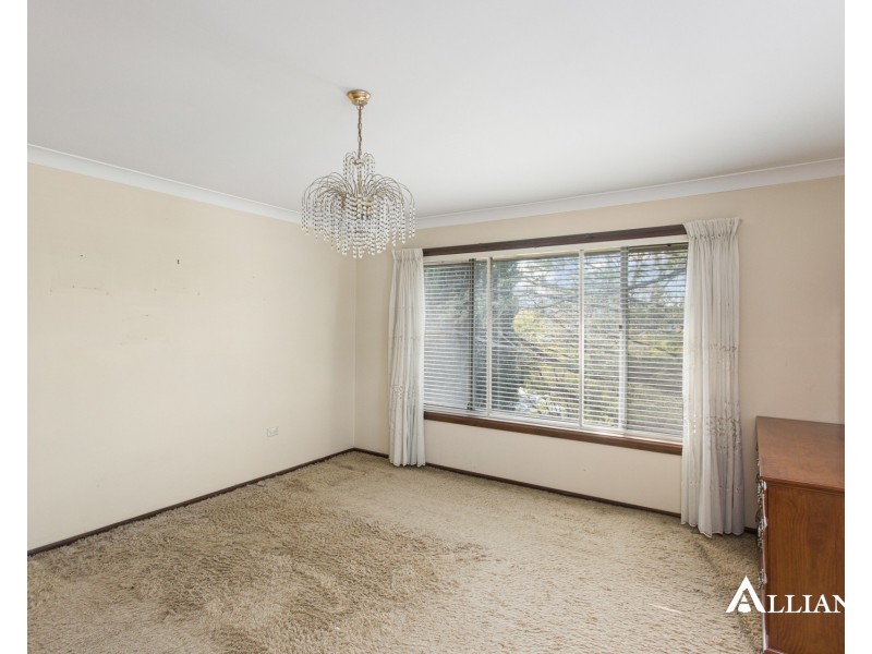 20 Kelvin Parade, Picnic Point NSW 2213