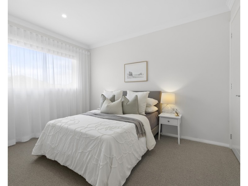 9A Parkview Avenue, Picnic Point NSW 2213