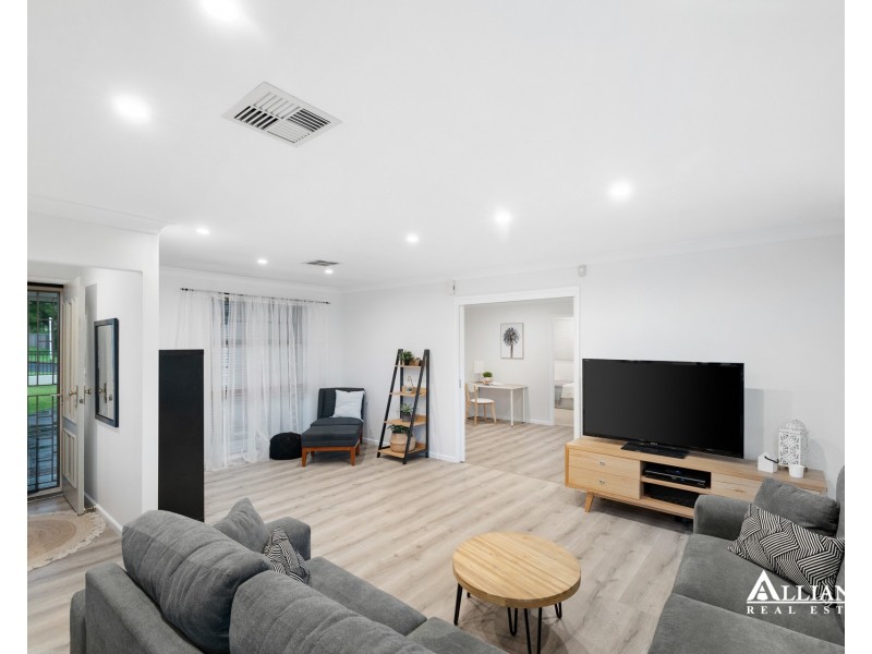 130 Kennedy Street, Picnic Point NSW 2213