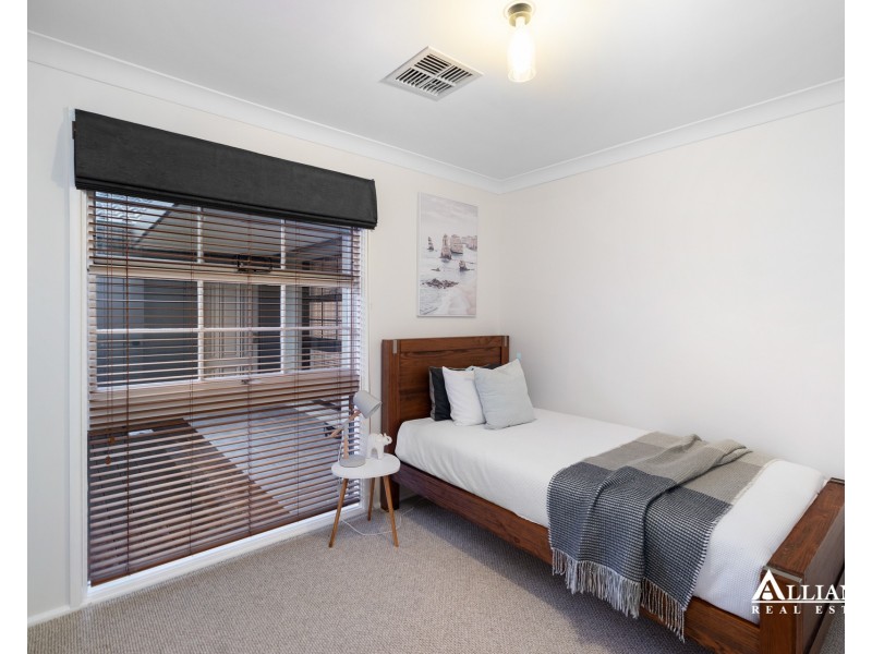 130 Kennedy Street, Picnic Point NSW 2213
