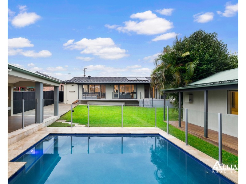 130 Kennedy Street, Picnic Point NSW 2213