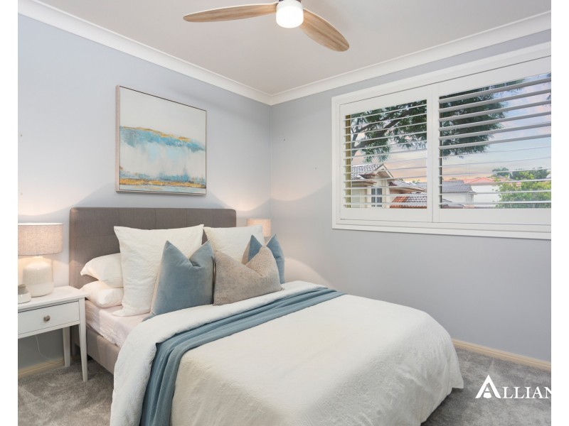 32 Eucalyptus Court, Picnic Point NSW 2213
