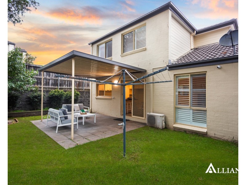 32 Eucalyptus Court, Picnic Point NSW 2213