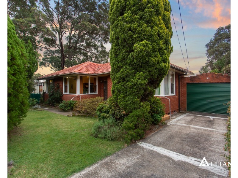 54 Austin Boulevard, Picnic Point NSW 2213