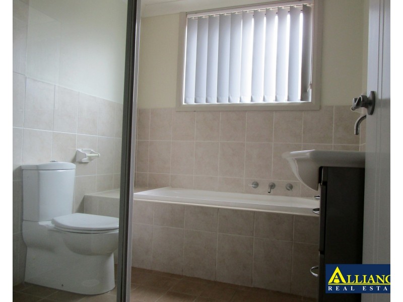 38A Thomas Street, Picnic Point NSW 2213