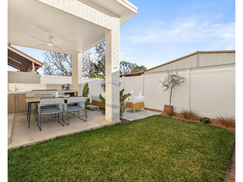 32 Kathleen Parade, Picnic Point NSW 2213