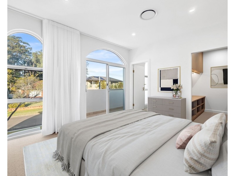 32 Kathleen Parade, Picnic Point NSW 2213