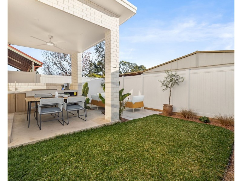 32 Kathleen Parade, Picnic Point NSW 2213