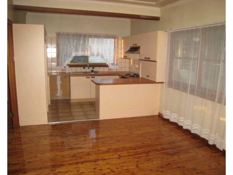 53 Picnic Point Road, Panania NSW 2213