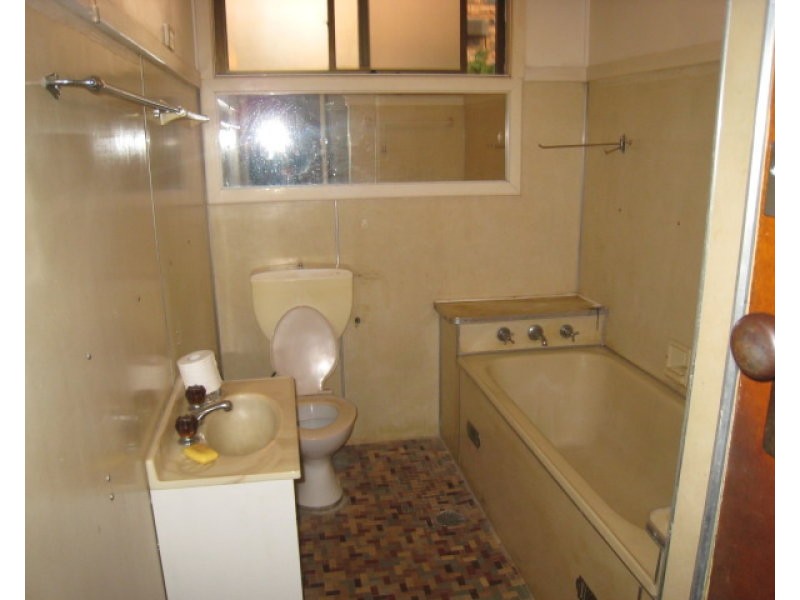 53 Picnic Point Road, Panania NSW 2213