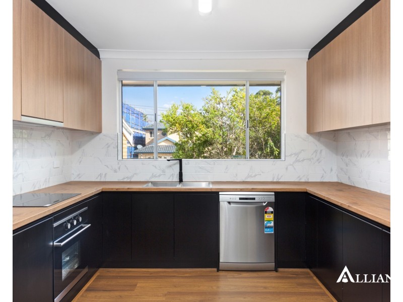 12 Burbank Avenue, East Hills NSW 2213