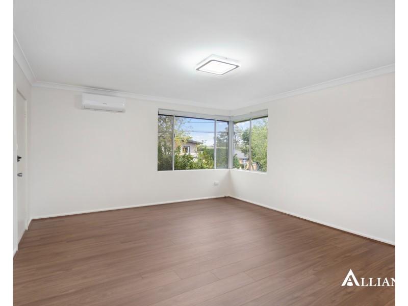 12 Burbank Avenue, East Hills NSW 2213