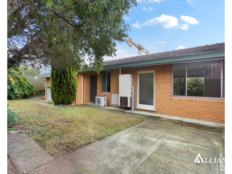 12 Burbank Avenue, East Hills NSW 2213