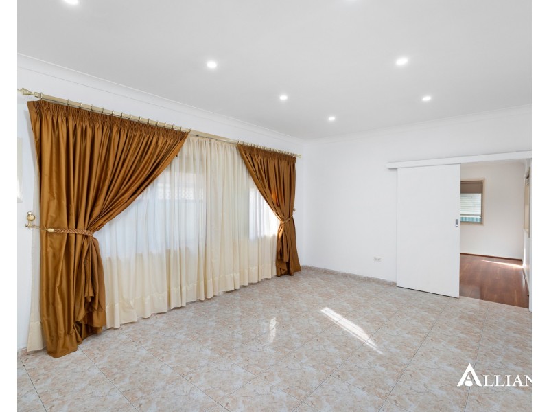 64 Uranus Road, Revesby NSW 2212