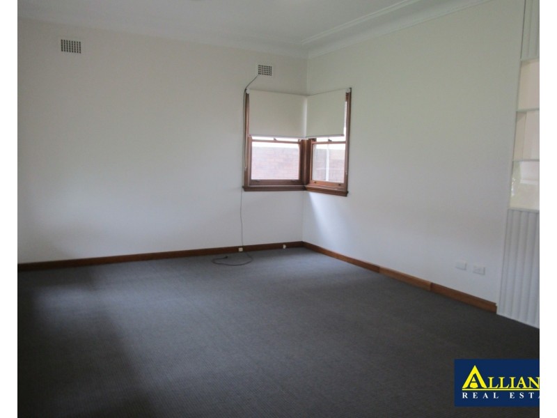 3 Kingston Avenue, Panania NSW 2213