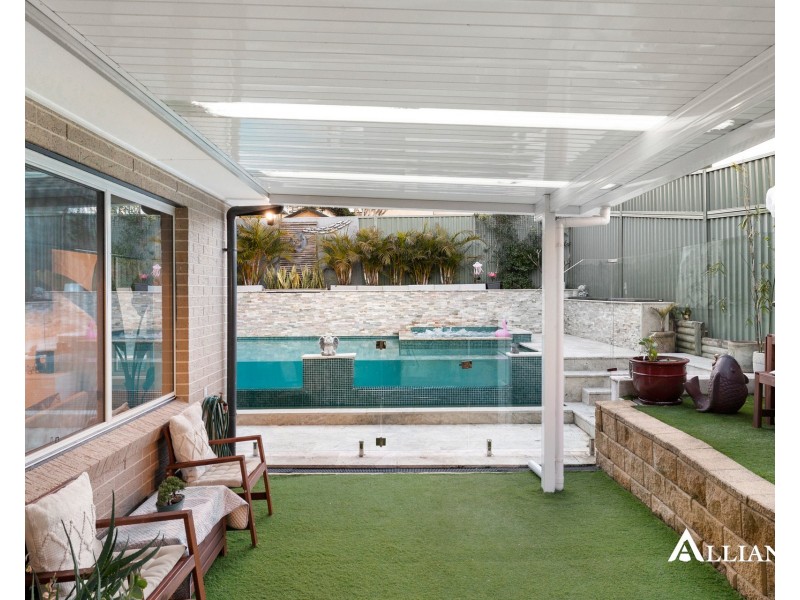 1 Sunshine Parade, Peakhurst Heights NSW 2210