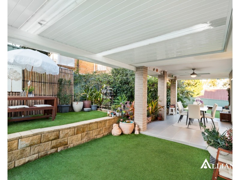 1 Sunshine Parade, Peakhurst Heights NSW 2210