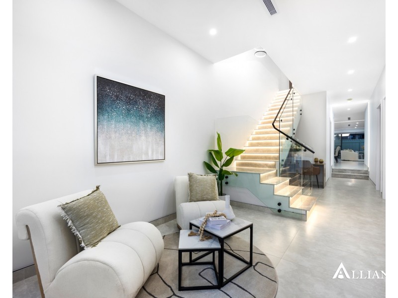 21A Edinburgh Drive, Revesby Heights NSW 2212