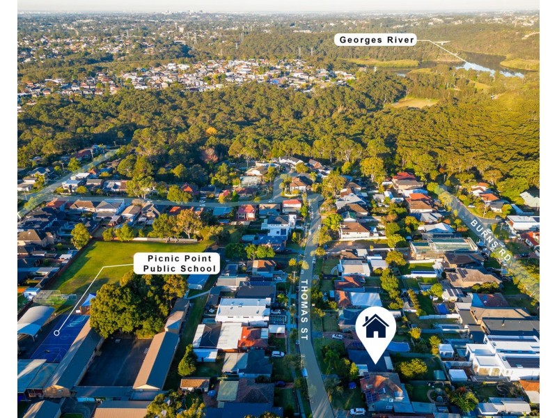 16 Thomas Street, Picnic Point NSW 2213