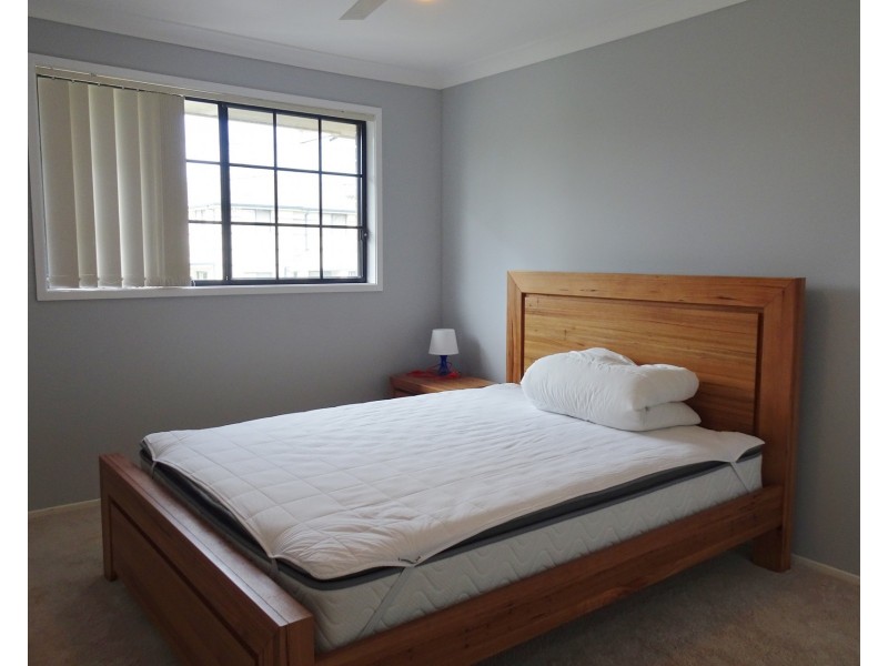 2 Kerrie Crescent, Panania NSW 2213