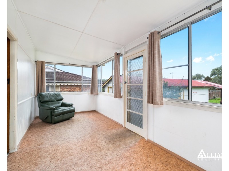 63 Ramsay Road, Picnic Point NSW 2213