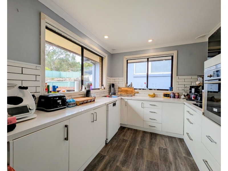 4 Araluen Place, Sutherland NSW 2232