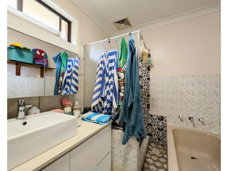 4 Araluen Place, Sutherland NSW 2232