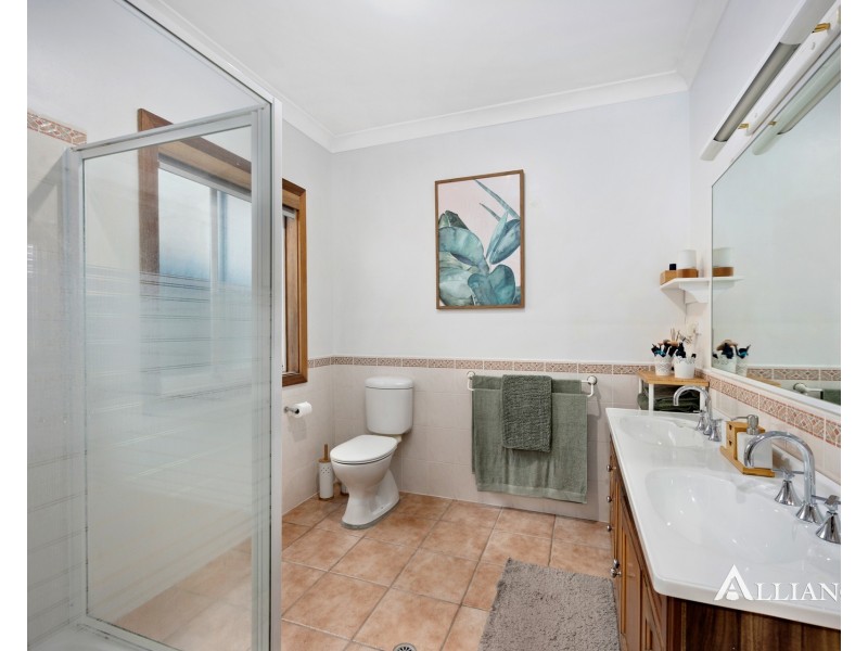 38 Doris Street, Picnic Point NSW 2213