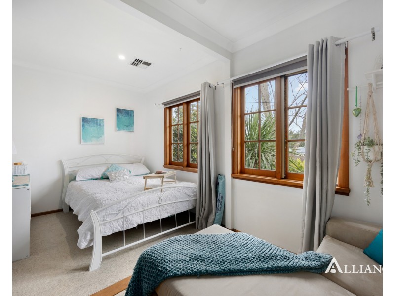 38 Doris Street, Picnic Point NSW 2213