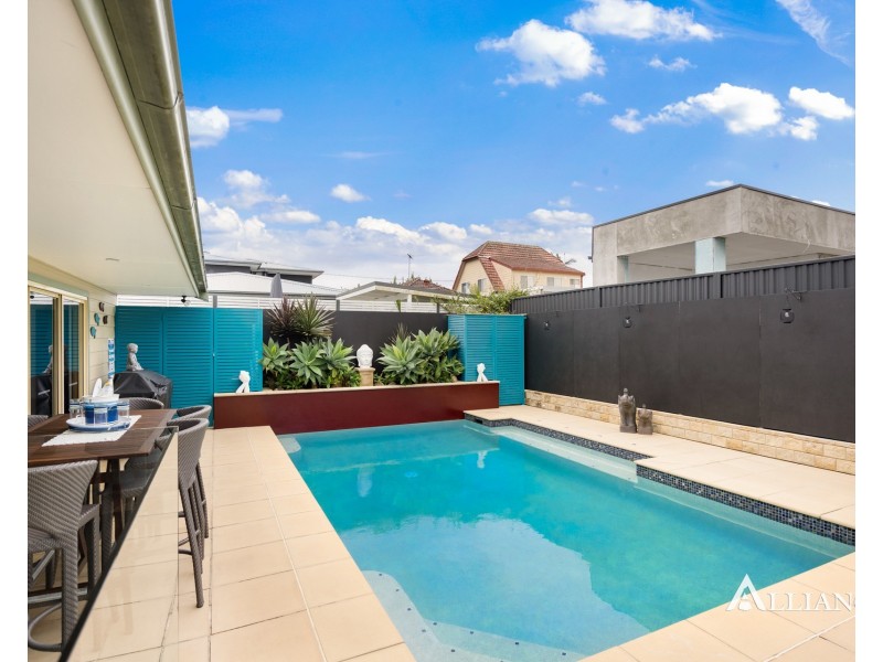 38 Doris Street, Picnic Point NSW 2213