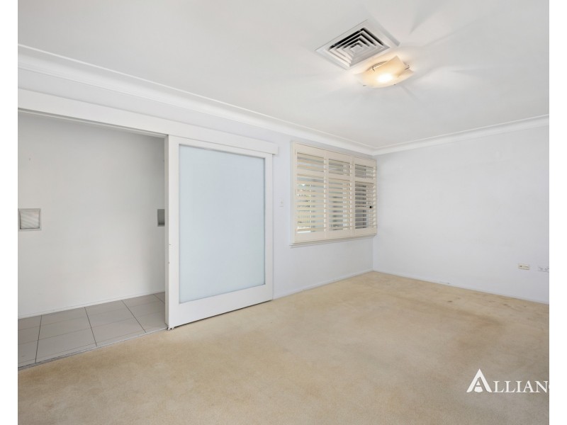 7 Burbank Avenue, East Hills NSW 2213